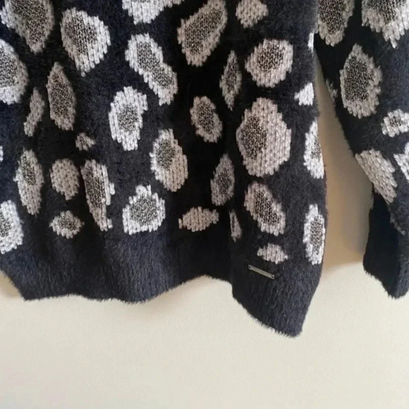 Michael Kors Animal Print Sweater - Picture 3 of 11